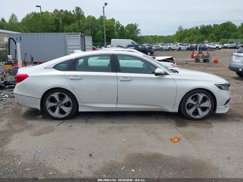 VIN 1HGCV2F98JA012393 2018 HONDA ACCORD TOURING 2.0T