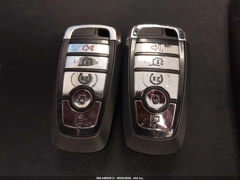 2022 Lincoln Corsair Standard VIN: 5LMCJ1C93NUL13675 Lot: 44953813