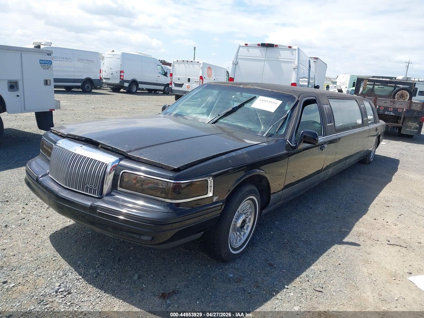 1996 Lincoln Town Car Executive