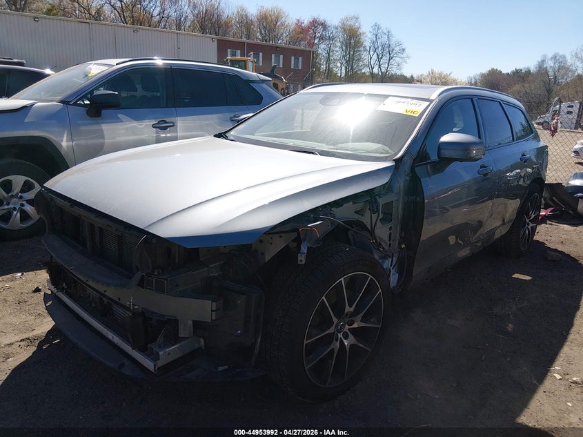 Vin: yv4a22nl9k1080342, lot: 45451393, volvo v90 cross country t6 20192