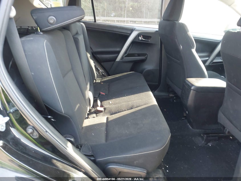 2018 TOYOTA RAV4 auction photo 8