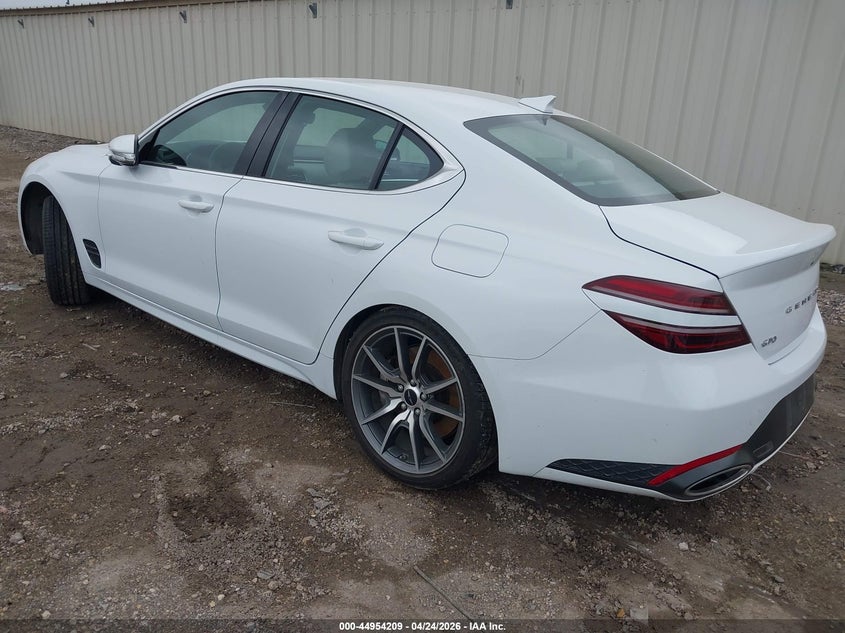 2025 Genesis G70 2.5T Rwd