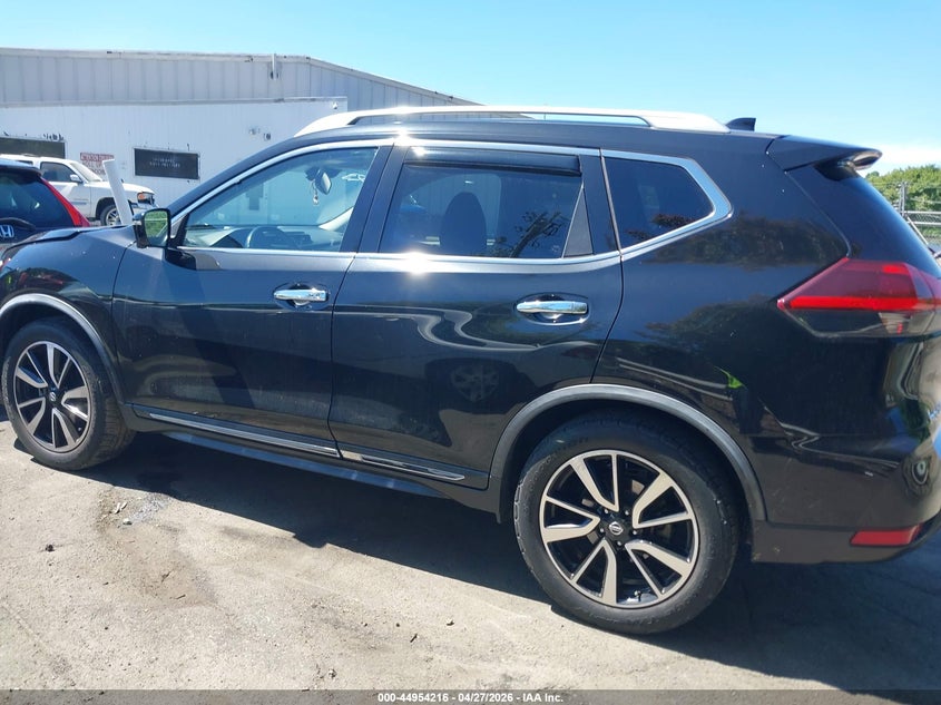 2018 NISSAN ROGUE SL — Фото 14