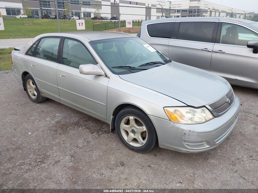 2002 TOYOTA AVALON XL