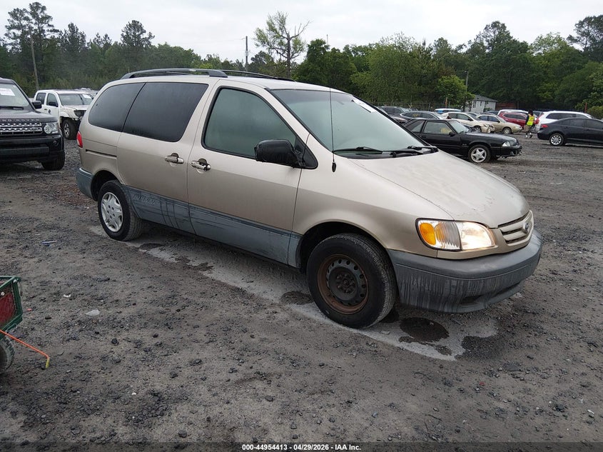 2003 TOYOTA SIENNA CE