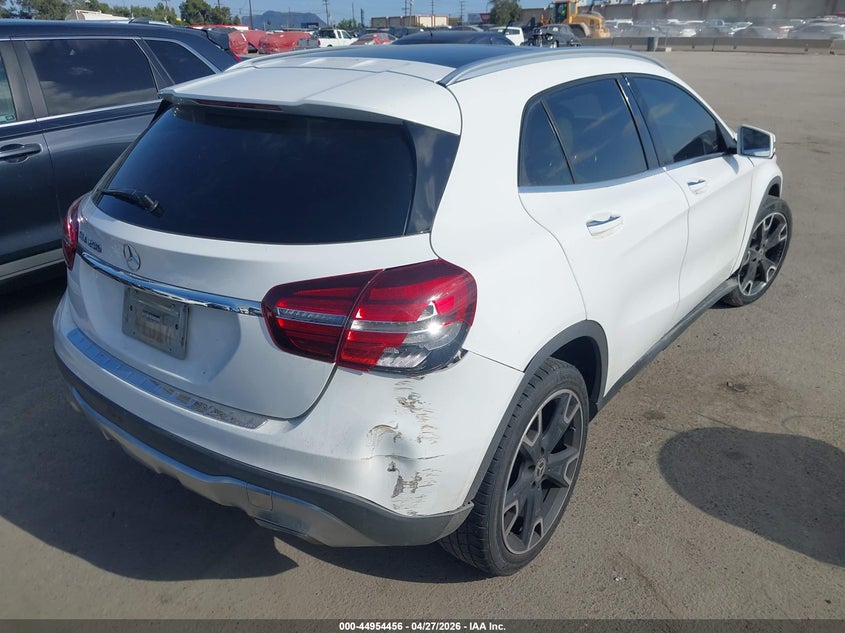AtlanticExpress - Mercedes-Benz GLA-Class