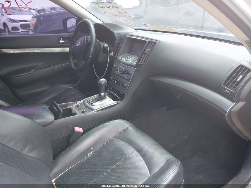 2013 INFINITI G37X auction photo 5