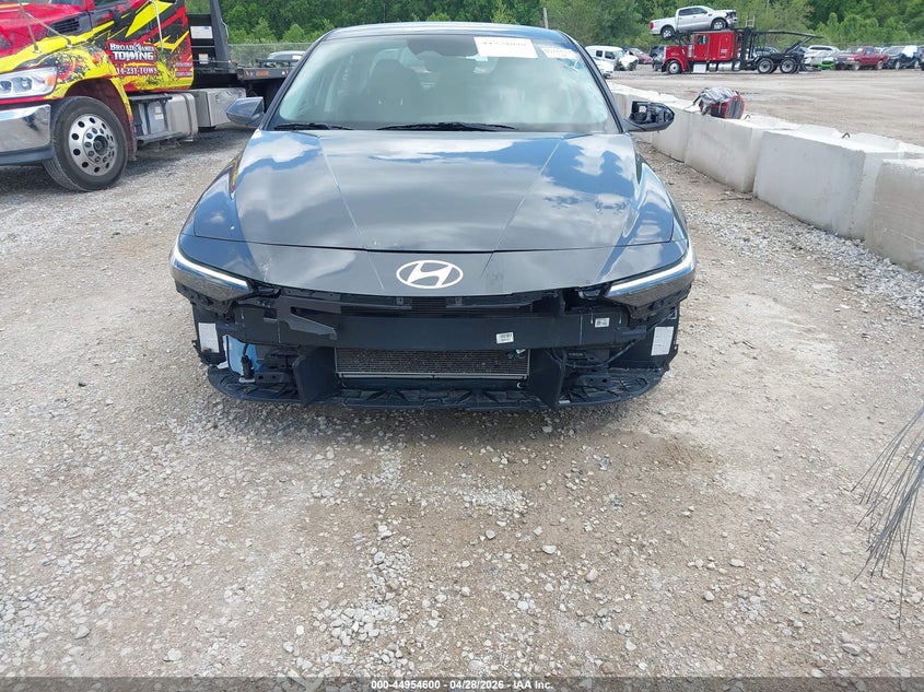AtlanticExpress - Hyundai Elantra