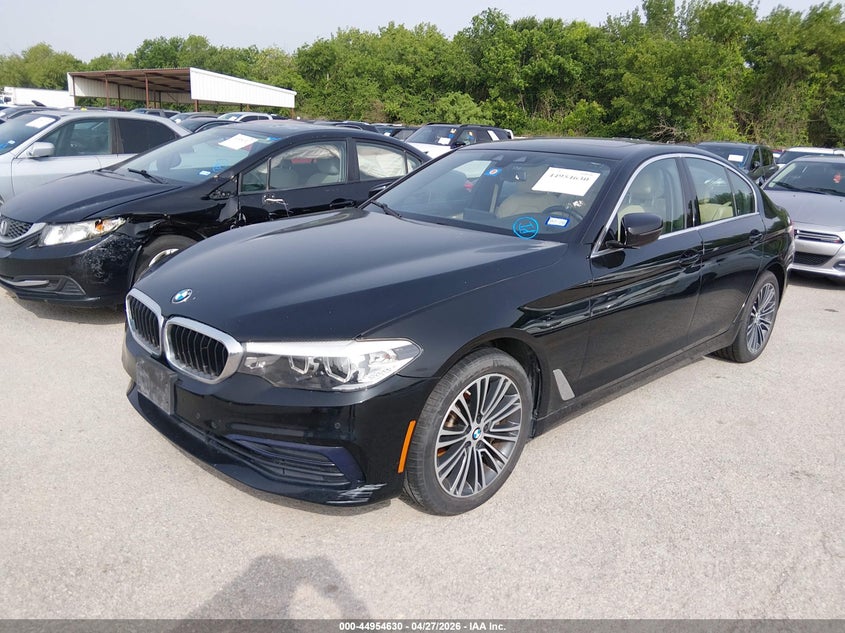2019 BMW 530I