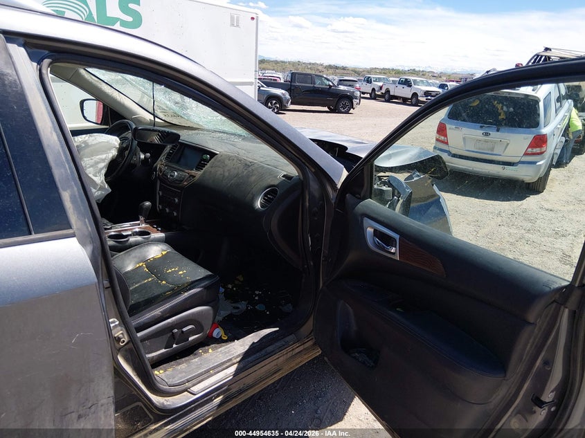 2017 NISSAN PATHFINDER auction photo 5