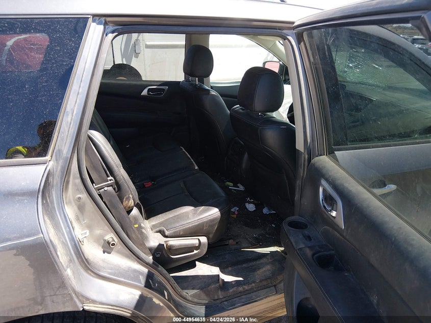 2017 NISSAN PATHFINDER auction photo 8