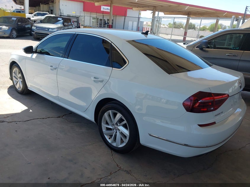 2018 Volkswagen Passat 2.0T Se