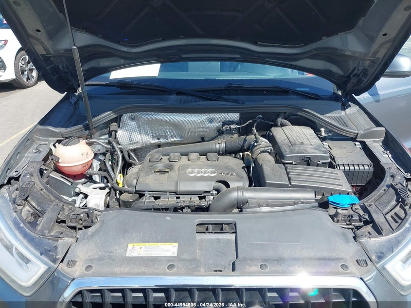 2015 Audi Q3 2.0T Premium Plus VIN: WA1GFCFSXFR011982 Lot: 44954806