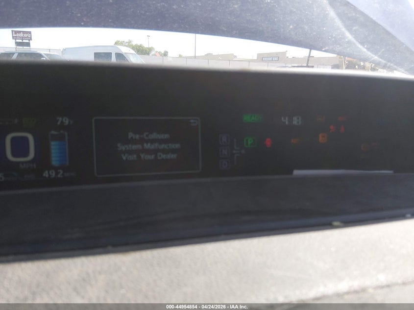 2017 TOYOTA PRIUS auction photo 7