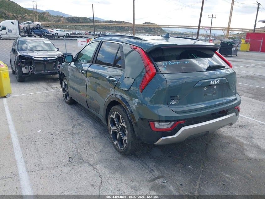 Vin: kndct3le9r5119212, lot: 45452296, kia niro sx touring 20243