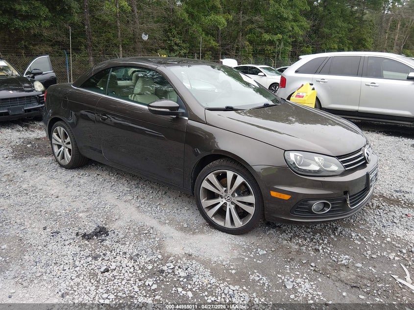 2013 VOLKSWAGEN EOS LUX