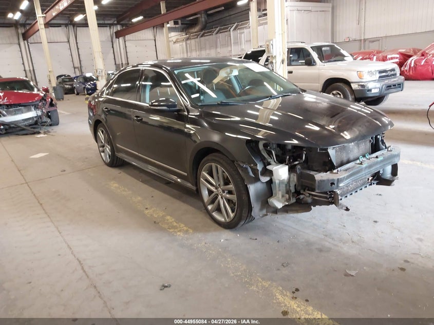 2017 Volkswagen Passat 1.8T R-Line