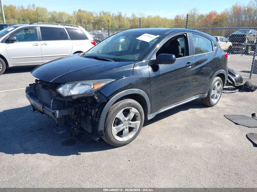 3CZRU6H37JG727897 2018 Honda Hr-V Lx photo 1