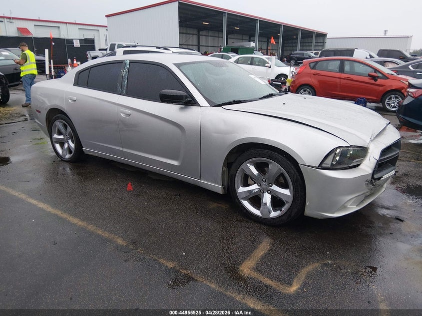 2012 DODGE CHARGER SE
