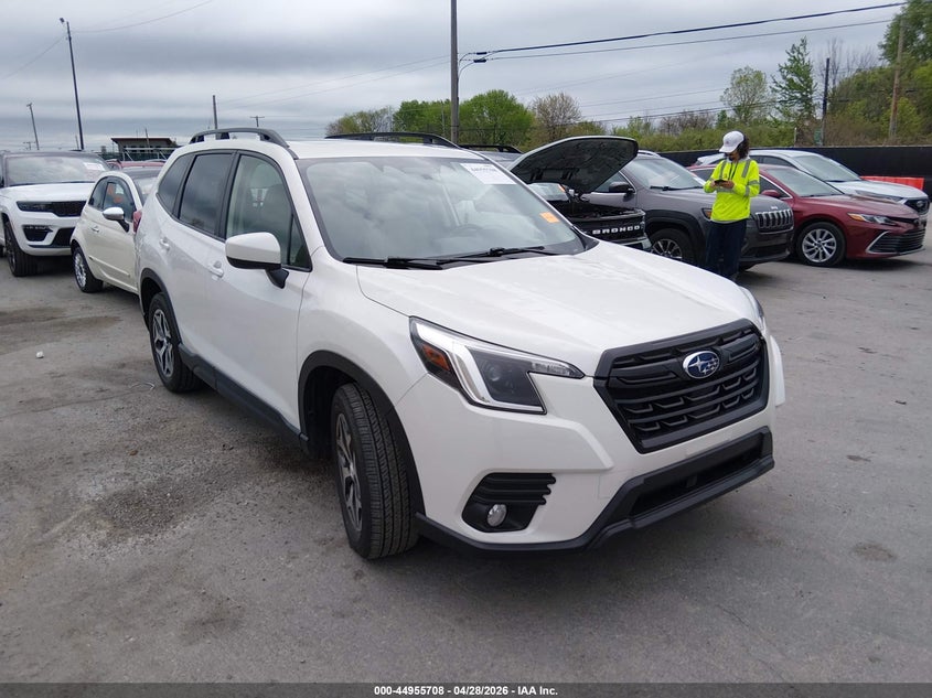 SUBARU FORESTER 2023. Lot# 44955708. VIN JF2SKADC9PH473311. Photo 1