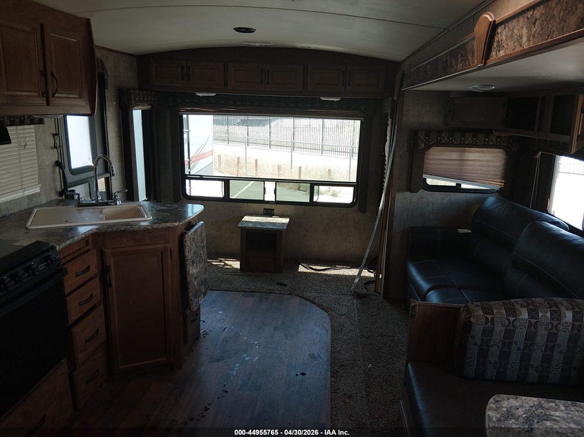 2017 OUTDOORS RV CREEKSIDE auction photo 8