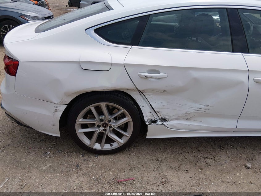 2024 Audi A5 Sportback Premium Plus 45 Tfsi Quattro S Tronic VIN: WAUFACF5XRA076972 Lot: 44955818