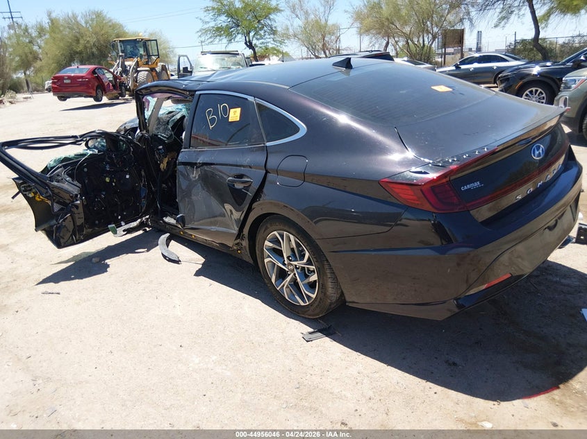 2023 HYUNDAI SONATA auction photo 3