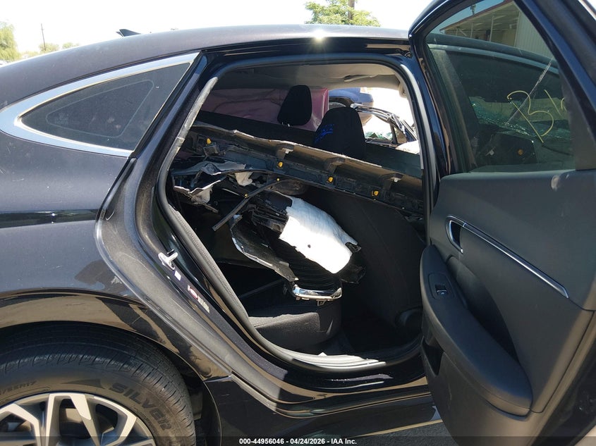 2023 HYUNDAI SONATA auction photo 8