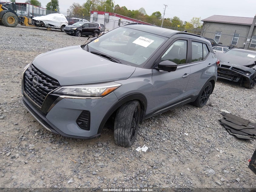 2023 NISSAN KICKS auction photo 2