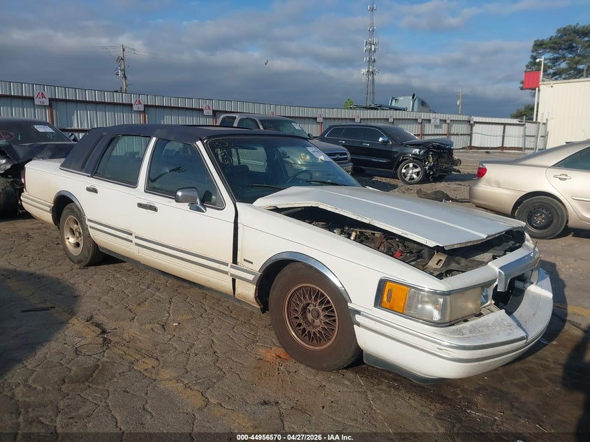 1993 LINCOLN TOWN CAR SIGNATURE/JACK NICKLAUS