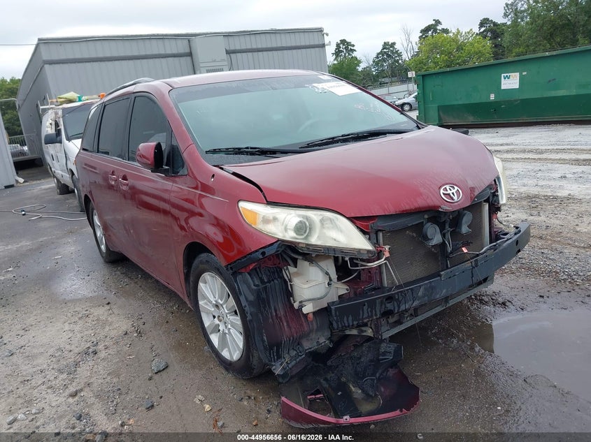 2013 Toyota Sienna
