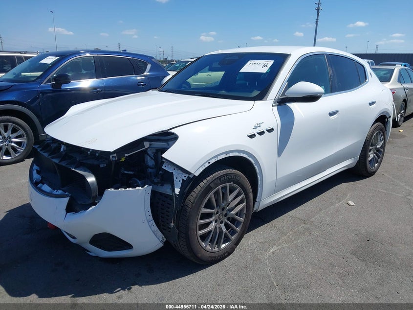 Vin: zn682ava5p7439487, lot: 45454111, maserati grecale gt 20232