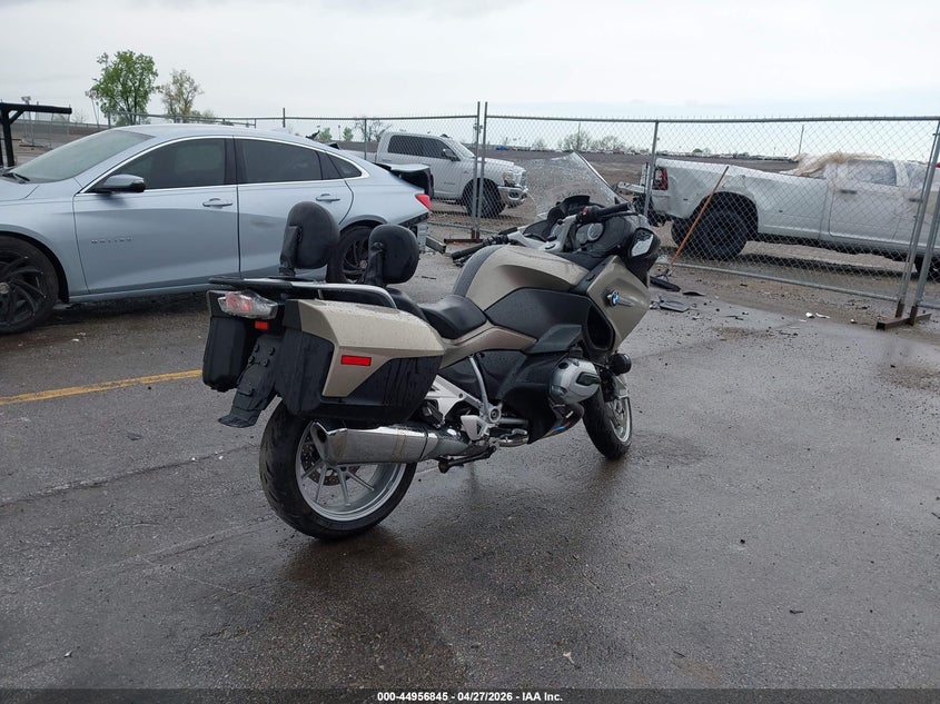 2016 BMW R1200 RT — Photo 4