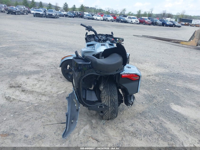 2022 Can-Am Spyder Roadster F3-T/F3 Limited VIN: 2BXREDD29NV001339 Lot: 44956927