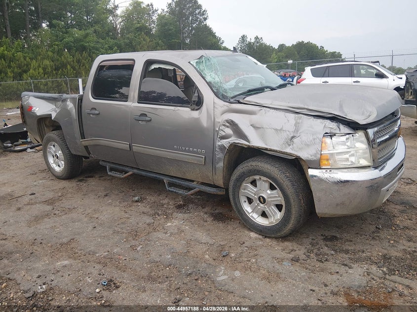 2013 Chevrolet Silverado  Lt