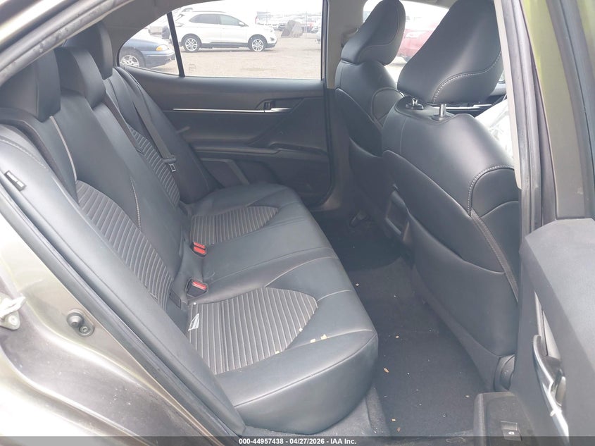 2019 TOYOTA CAMRY auction photo 8