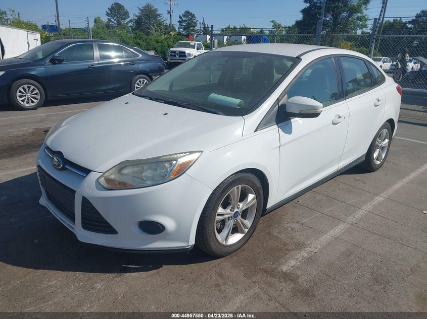 2014 Ford Focus Se 1FADP3F20EL103020 photo 1