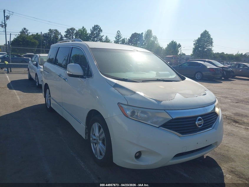 2011 Nissan Quest Le