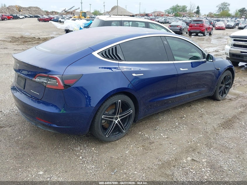 2019 TESLA MODEL 3 auction photo 4