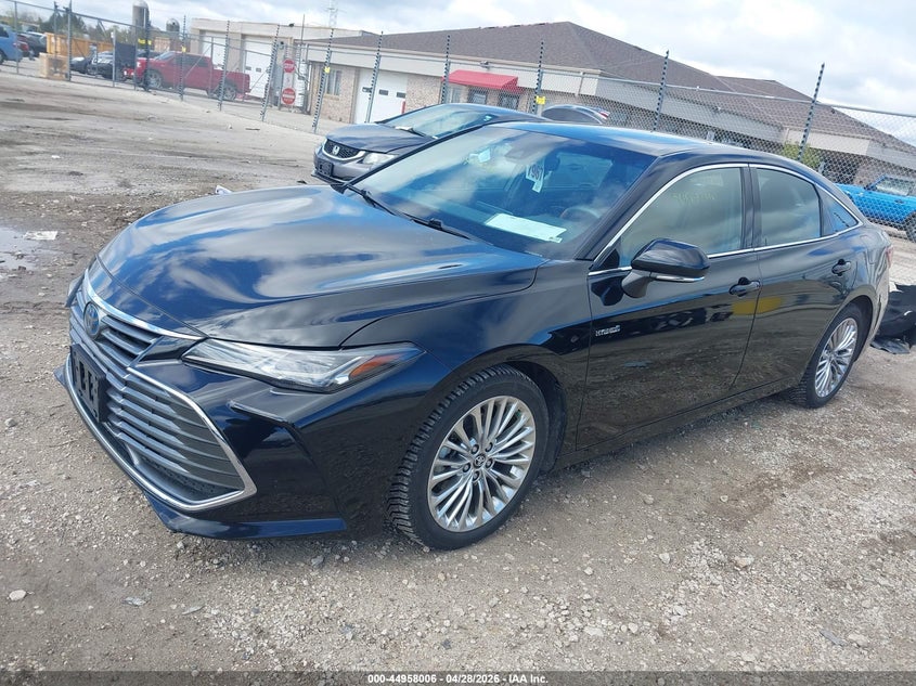 2019 TOYOTA AVALON HYBRID auction photo 2