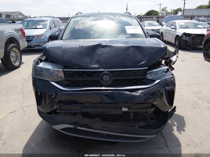 2023 VOLKSWAGEN TAOS 1.5T SE — Photo 12
