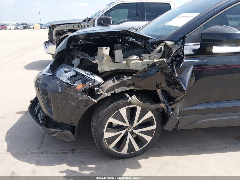 2023 VOLKSWAGEN TAOS 1.5T SE — Photo 6