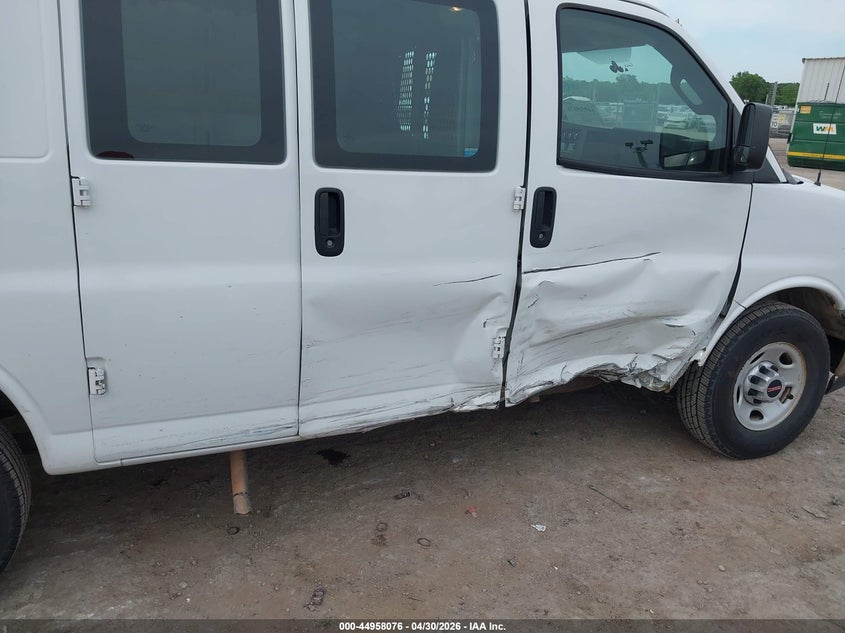 2017 GMC Savana 2500 Work Van VIN: 1GTW7AFF3H1904339 Lot: 44958076