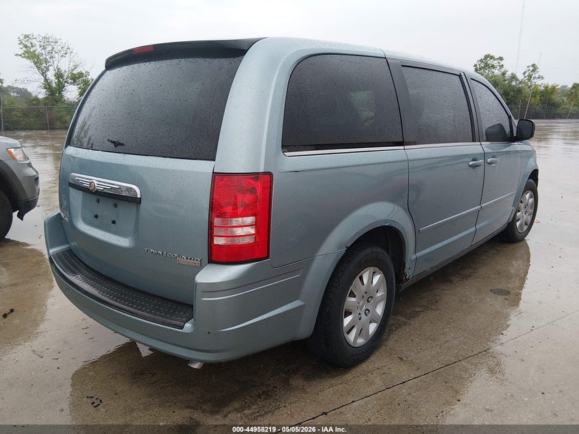 Vin: 2a4rr4de9ar150040, lot: 45455620, chrysler town & country lx 20104