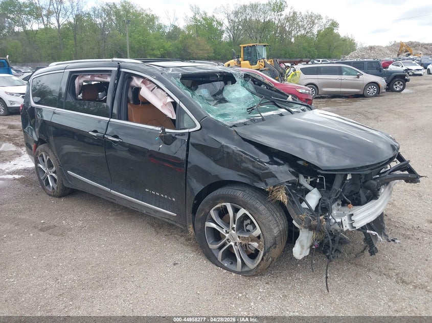 Vin: 2c4rc3pg8nr180344, lot: 45455678, chrysler pacifica pinnacle awd 2022 img_1