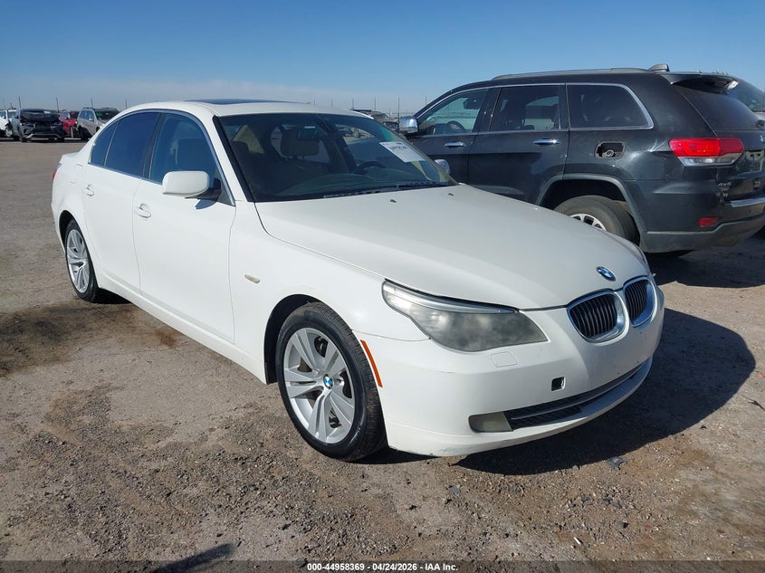 2009 BMW 528I