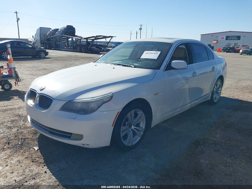 2009 BMW 528I