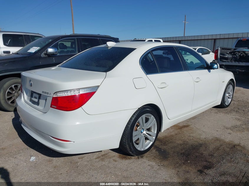 2009 BMW 528I