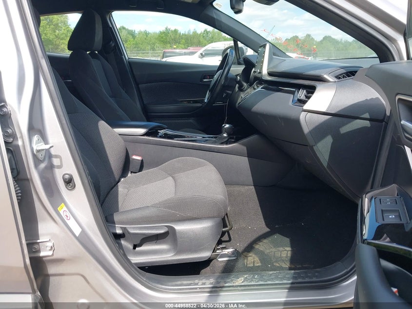 TOYOTA C-HR - zdjęcie 5