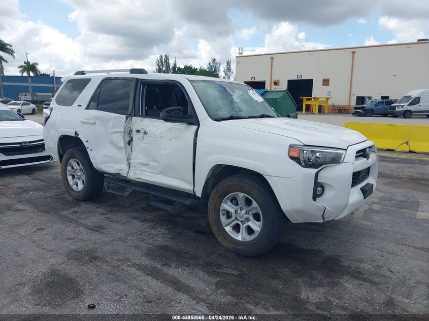 2022 Toyota 4Runner Sr5